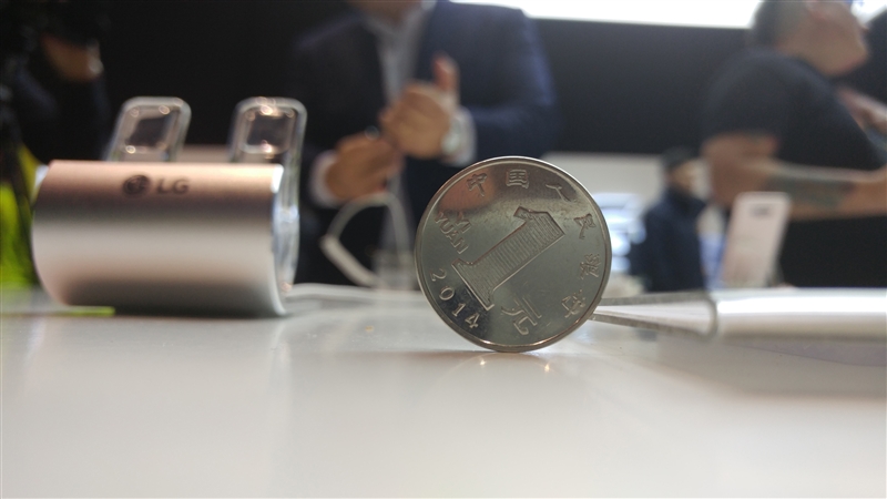 全金属变形设计惊艳全场 LG G5评测