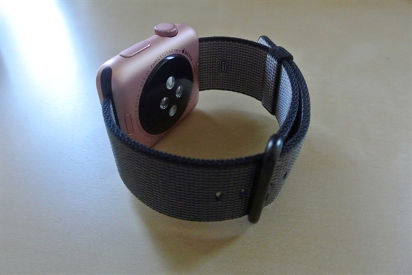省300！最便宜Apple Watch開箱：并不廉價