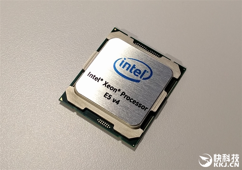Intel 22核心大杀器深度测试：谁敢一战！