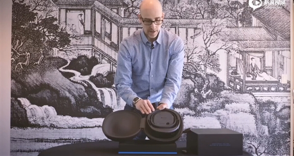 微軟Hololens全息眼鏡開箱：1.9萬史上最強