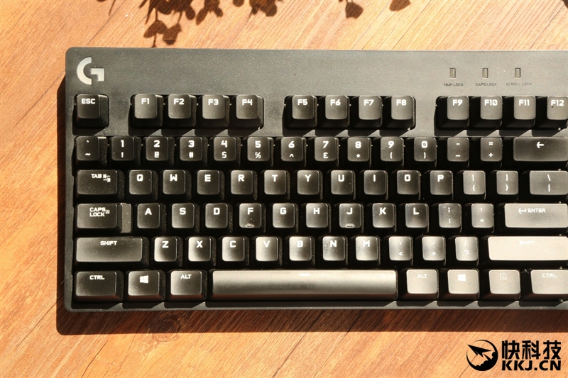 樱桃光环加持：罗技G610茶轴机械键盘评测