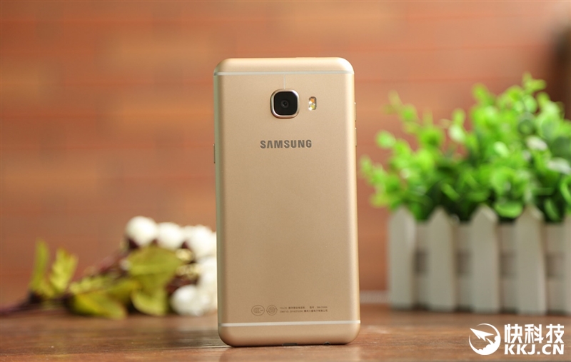 2199元真誠中國特供！三星Galaxy C5深度評測