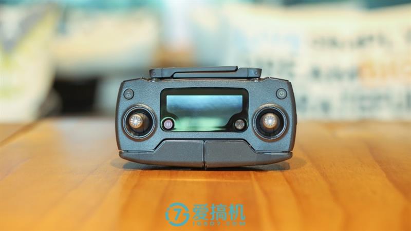地球最強(qiáng)消費(fèi)無(wú)人機(jī)！大疆御Mavic Pro詳盡圖賞
