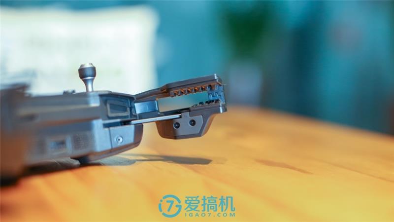地球最強(qiáng)消費(fèi)無(wú)人機(jī)！大疆御Mavic Pro詳盡圖賞