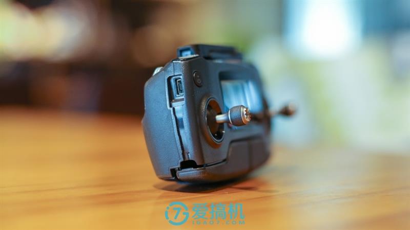 地球最強(qiáng)消費(fèi)無(wú)人機(jī)！大疆御Mavic Pro詳盡圖賞