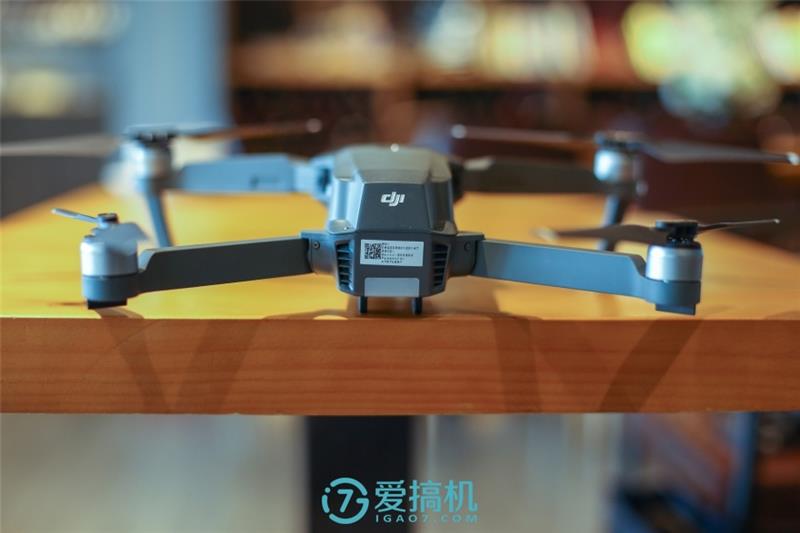 地球最強(qiáng)消費(fèi)無(wú)人機(jī)！大疆御Mavic Pro詳盡圖賞