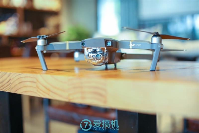 地球最強(qiáng)消費(fèi)無(wú)人機(jī)！大疆御Mavic Pro詳盡圖賞