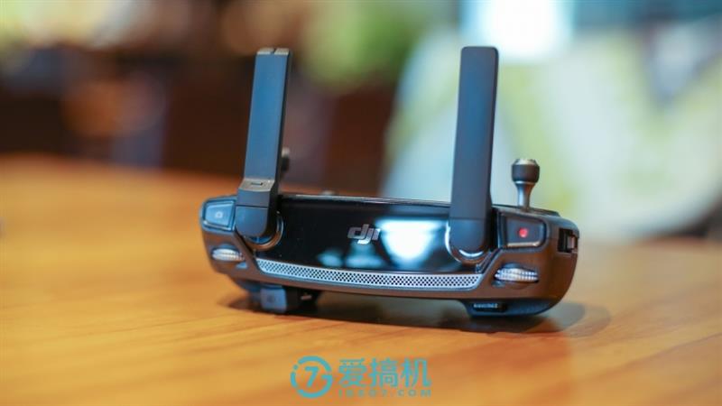 地球最強(qiáng)消費(fèi)無(wú)人機(jī)！大疆御Mavic Pro詳盡圖賞