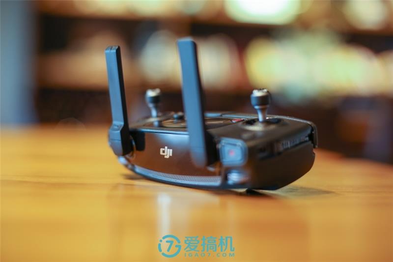 地球最強(qiáng)消費(fèi)無(wú)人機(jī)！大疆御Mavic Pro詳盡圖賞
