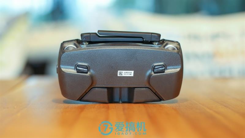 地球最強(qiáng)消費(fèi)無(wú)人機(jī)！大疆御Mavic Pro詳盡圖賞