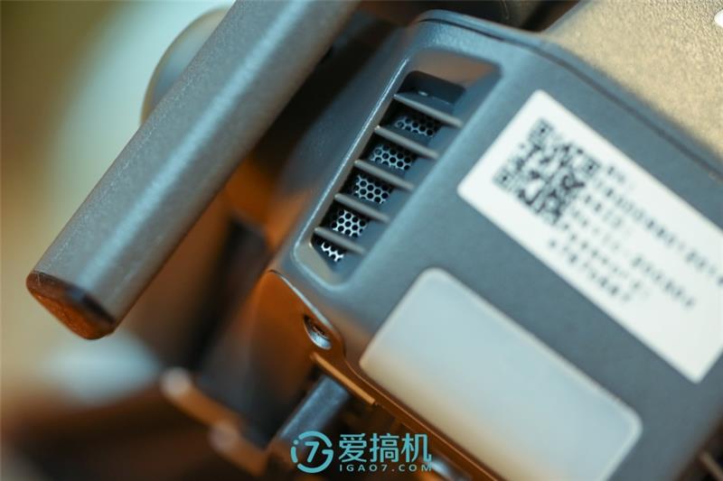 地球最強(qiáng)消費(fèi)無(wú)人機(jī)！大疆御Mavic Pro詳盡圖賞