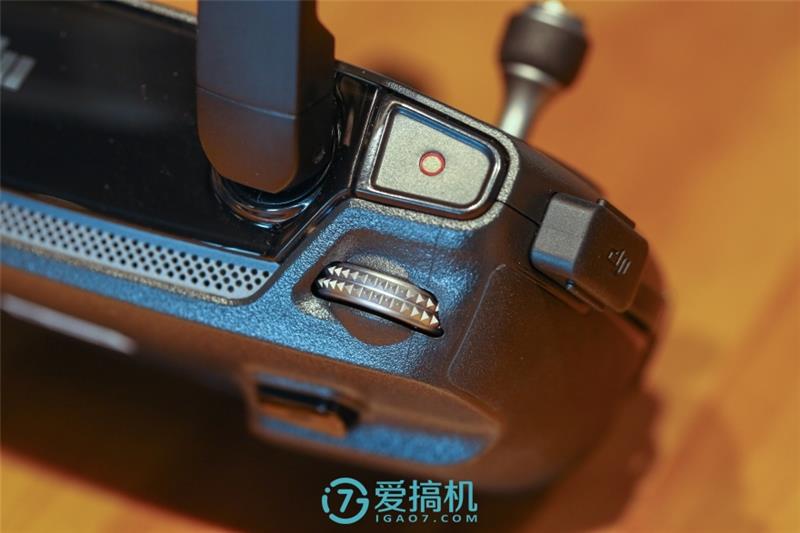 地球最強(qiáng)消費(fèi)無(wú)人機(jī)！大疆御Mavic Pro詳盡圖賞