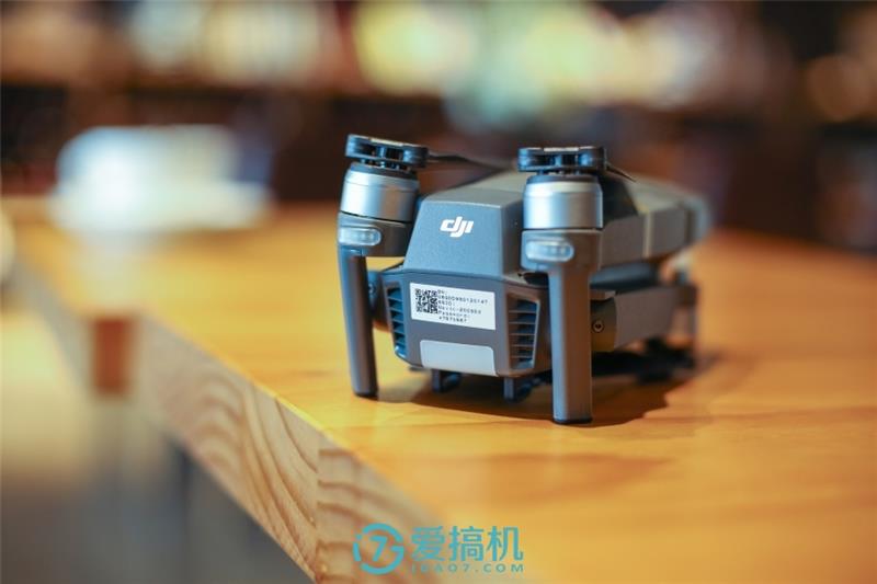 地球最強(qiáng)消費(fèi)無(wú)人機(jī)！大疆御Mavic Pro詳盡圖賞