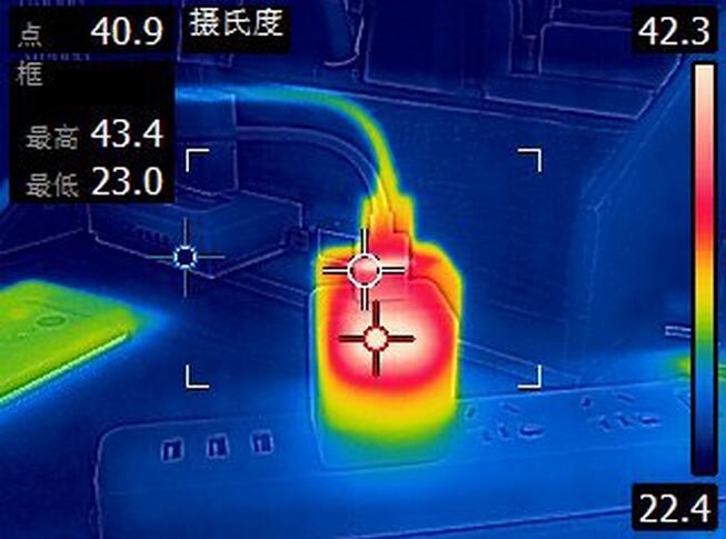 6GB运存手机 360N5充电与温度评测 36010.jpg