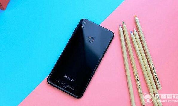 小米5X和360N5s哪款更好?小米5X和360N5s對比評測 db7.jpg