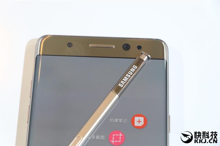 手感超贊!三星Note 7國(guó)行上手圖賞:太美太有愛 手感超贊!三星Note 7國(guó)行上手圖賞:太美太有愛