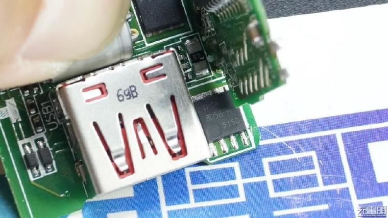DASH極速閃充何方神圣？一加3充電器深度拆解