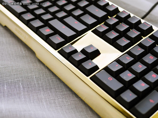 晒CHERRY MX Board 6.0黄金版机械键盘