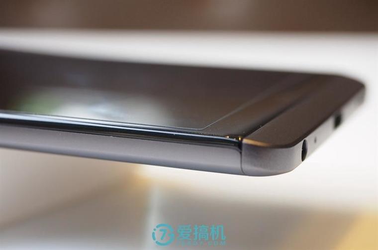 LG V20全國首發上手!雙屏+雙攝別出心裁 LG V20全國首發上手!雙屏+雙攝獨樹一幟