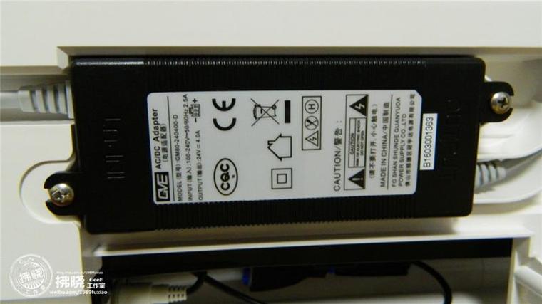 小米廚下式凈水器全拆解:做工精深 構(gòu)造雜亂 小米廚下式凈水器全拆解:做工精湛 構(gòu)造復(fù)雜