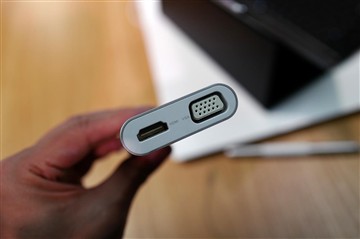 亮點(diǎn)頗多 解讀華為首款筆記本MateBook