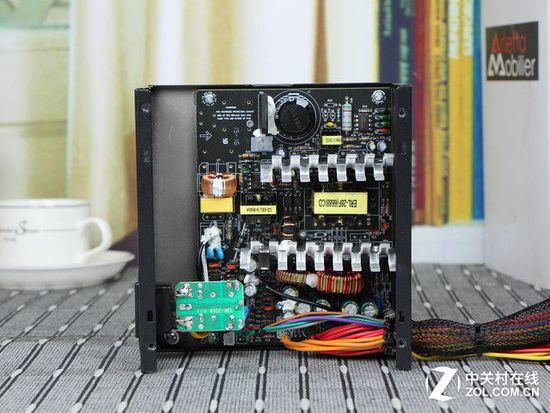 入門級玩家伴侶 游戲悍將S300電源評測