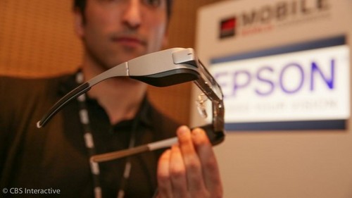 Epson Moverio VR智能眼镜亮相MWC（图源；CNET）