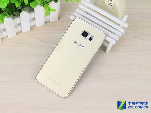 雙曲面屏幕 三星S6 Edge+報(bào)價(jià)4120元 