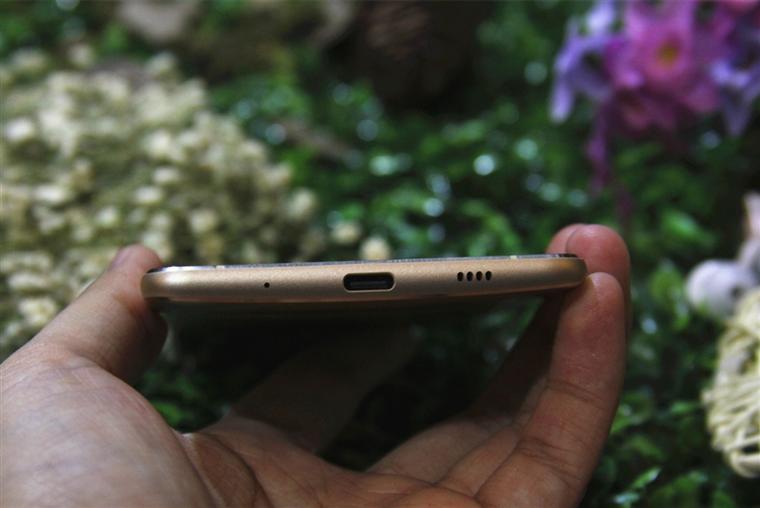 華碩ZenFone 3、靈耀3筆記本現場圖賞：全金屬驍龍821和Mac殺手