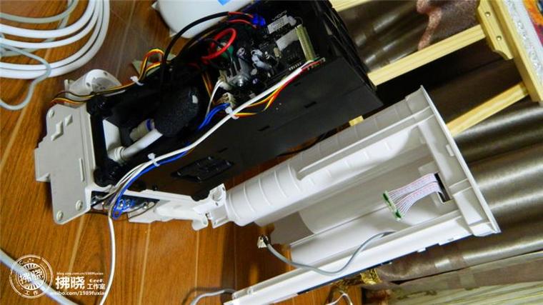 小米廚下式凈水器全拆解:做工精深 構(gòu)造雜亂 小米廚下式凈水器全拆解:做工精湛 構(gòu)造復(fù)雜