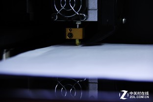 巋然不動若泰山 弘瑞3D打印機Z500 巋然不動若泰山 弘瑞3D打印機Z500實測