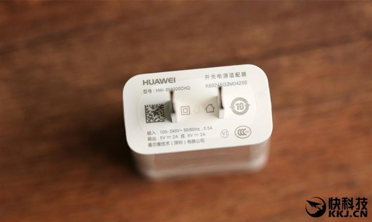 榮耀V8評(píng)測(cè)：2K屏看VR爽就一個(gè)字！