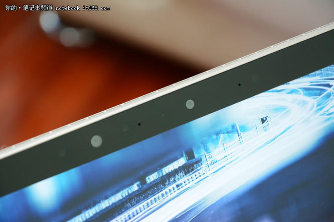 整機細節：接口配備齊全