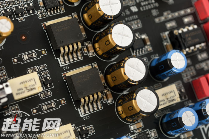 華碩STRIX RAID DLX聲卡體驗