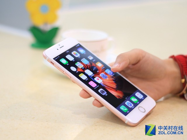 iPhone6s白買(mǎi)了 解讀國(guó)人為何愛(ài)貼膜 