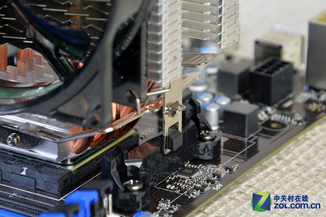 回歸主流玩家定位 AMD定制主機裝機解析 