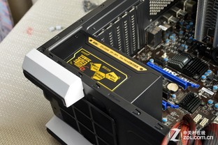 回歸主流玩家定位 AMD定制主機裝機解析 