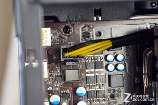 回歸主流玩家定位 AMD定制主機裝機解析 