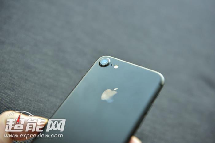 零售版國行iPhone 7評測：不買你會后悔！