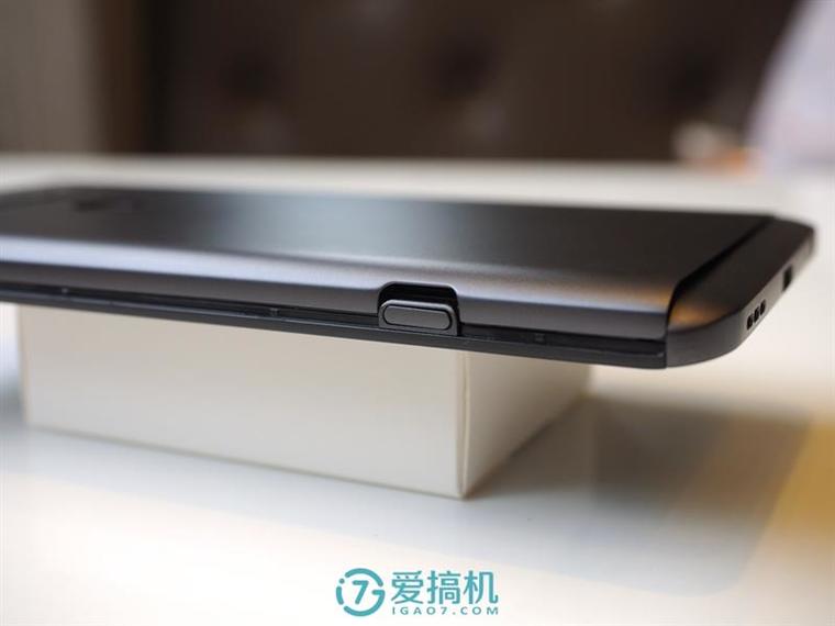 LG V20全國首發上手!雙屏+雙攝別出心裁 LG V20全國首發上手!雙屏+雙攝獨樹一幟