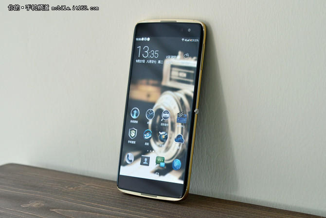 TCL 950評測