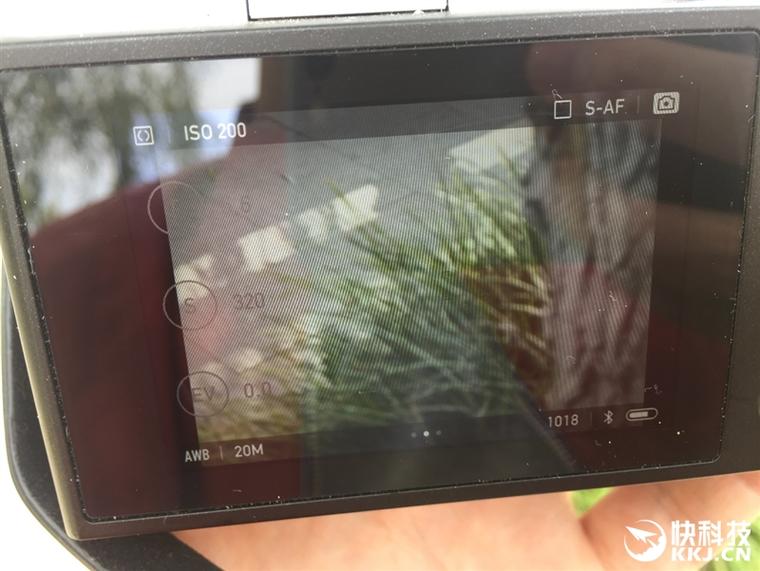 小蚁微单相机M1评测：操作易用堪比手机