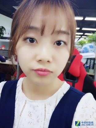 尖Phone對決:顏值大咖朵唯A6美圖M4你選誰 