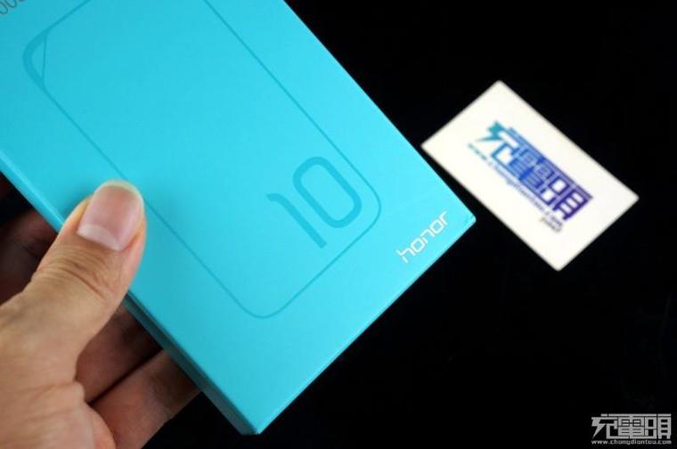 華為的第一次快充！1萬毫安電源拆解、實(shí)測