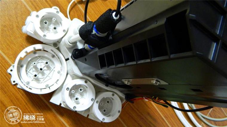 小米廚下式凈水器全拆解:做工精深 構(gòu)造雜亂 小米廚下式凈水器全拆解:做工精湛 構(gòu)造復(fù)雜