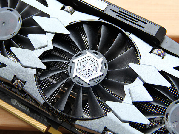 映眾 GTX980 冰龍超級(jí)版