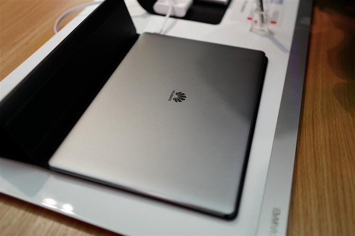 亮點(diǎn)頗多 解讀華為首款筆記本MateBook 