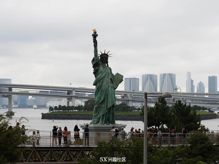 小蟻微單搶先試用:2199元超值!年輕人第一臺 小蟻微單搶先試用:2199元超值!年輕人第一臺