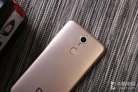 超多維SuperD D1評測:全部為了裸眼3D