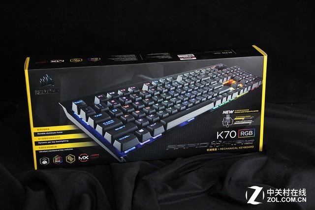 海盗船银轴K70 RGB键盘 